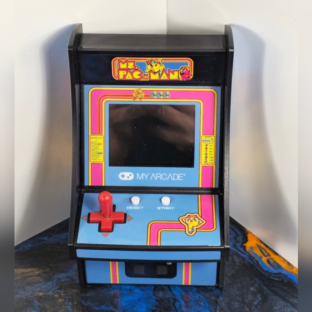 My Arcade Micro Player Mini Arcade Machine: Ms. Pac-Man Video Game. - Picture 7 of 9